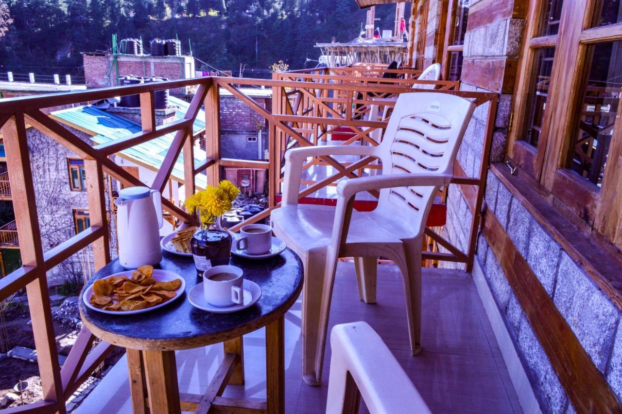 Отель Tourist Nest Old Manali Экстерьер фото