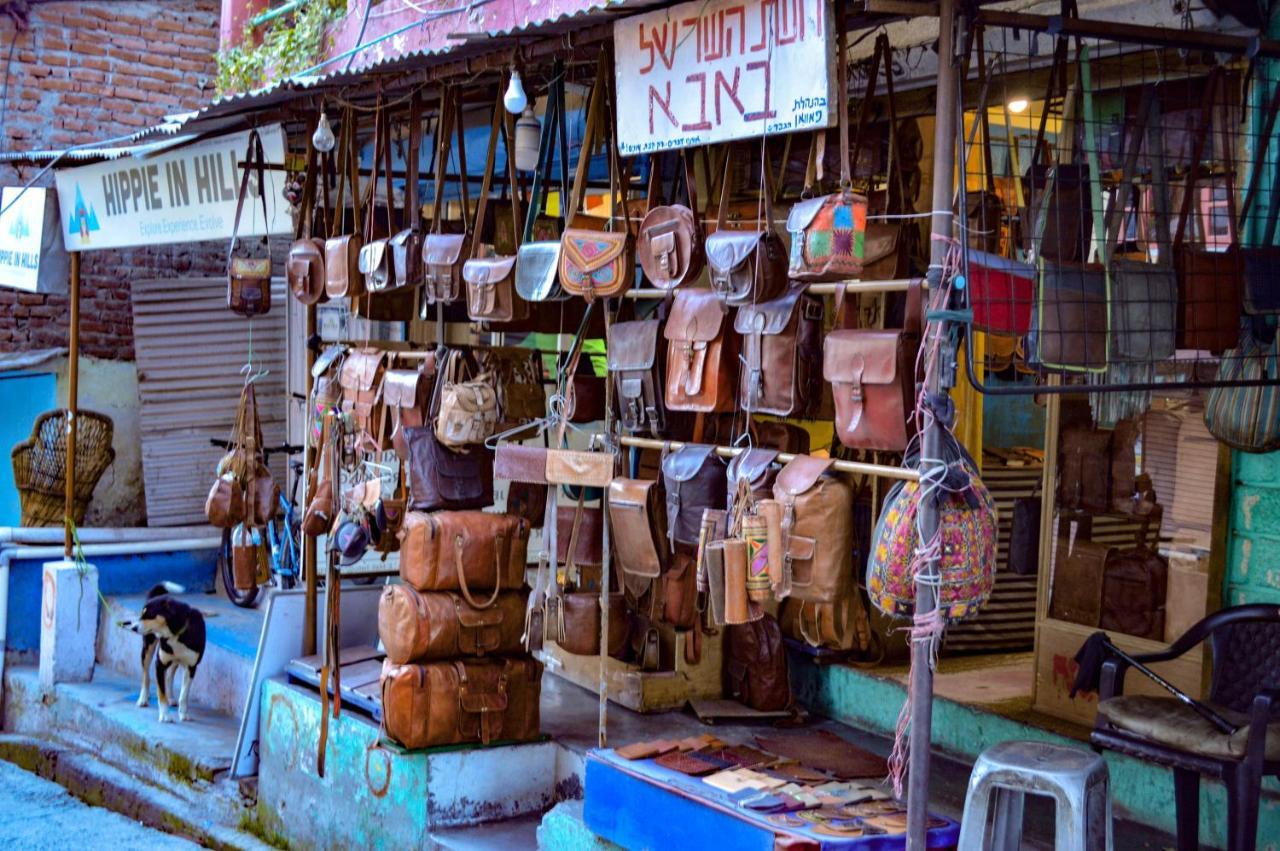 Отель Tourist Nest Old Manali Экстерьер фото